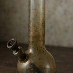 how to clean bong and pipes at home